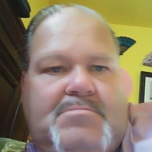 Meet your Posher, Louis